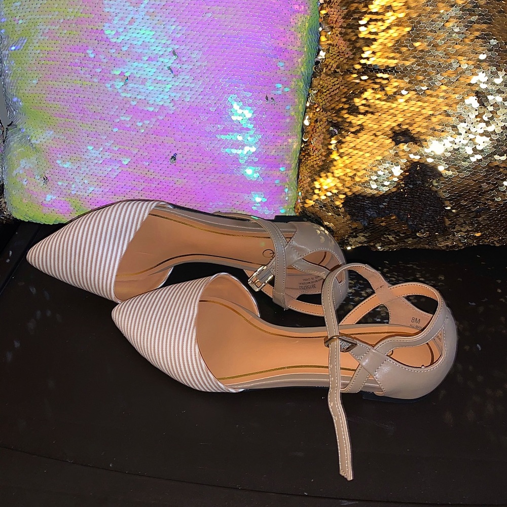 Cream stripped Flats